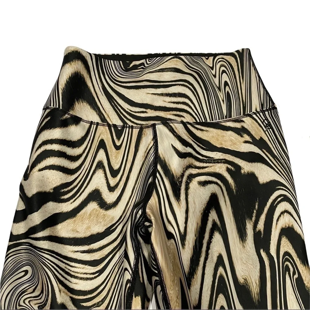 GOOD AMERICAN Core Power Legging in Natural Swirl 2/Medium New